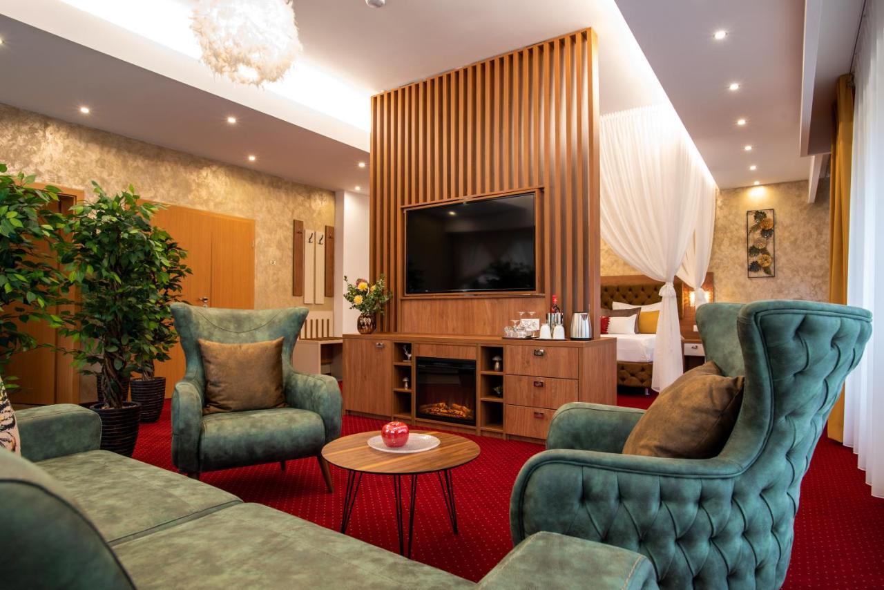 Vila Simonte 4* פויאנה ברשוב